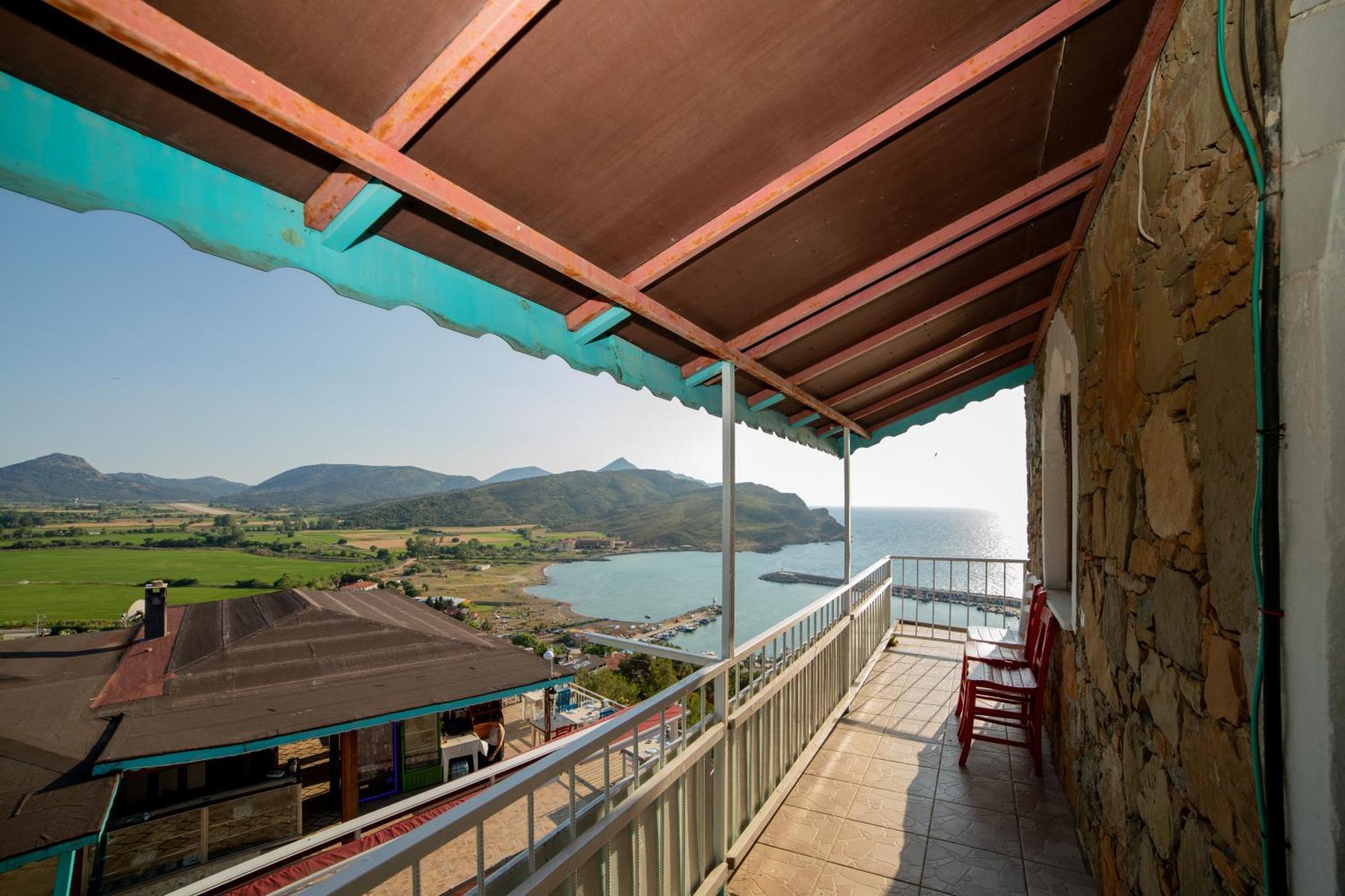 Yakamoz Hotel Goekceada İmroz Exterior foto